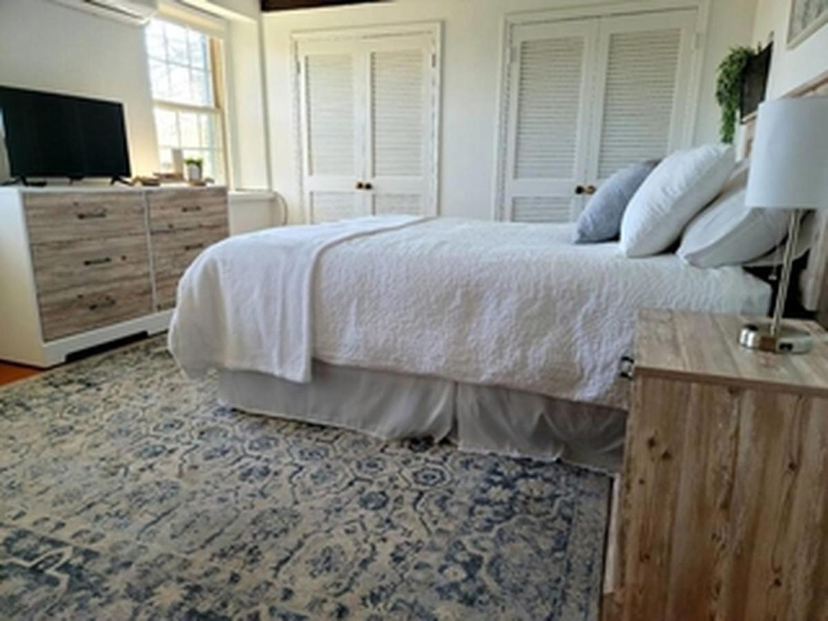 Ferienhaus Manor - 1900s With Creek Views Downingtown